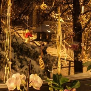 Décorer une fenêtre pour Noël